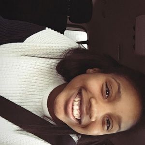 Meet your Posher, Alyssa